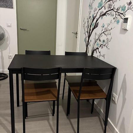 Villejuif - Metro Leo Lagrange - 2 Pieces Avec Balcon 外观 照片
